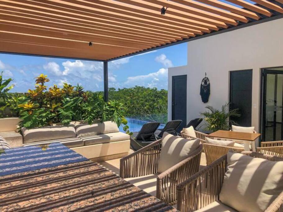 Suit Next To The Common Top Roof Exclusive Building Kingsize Bed 2 Super Pools, Gym, Grill Tulum Eksteriør bilde