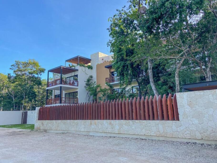 Suit Next To The Common Top Roof Exclusive Building Kingsize Bed 2 Super Pools, Gym, Grill Tulum Eksteriør bilde