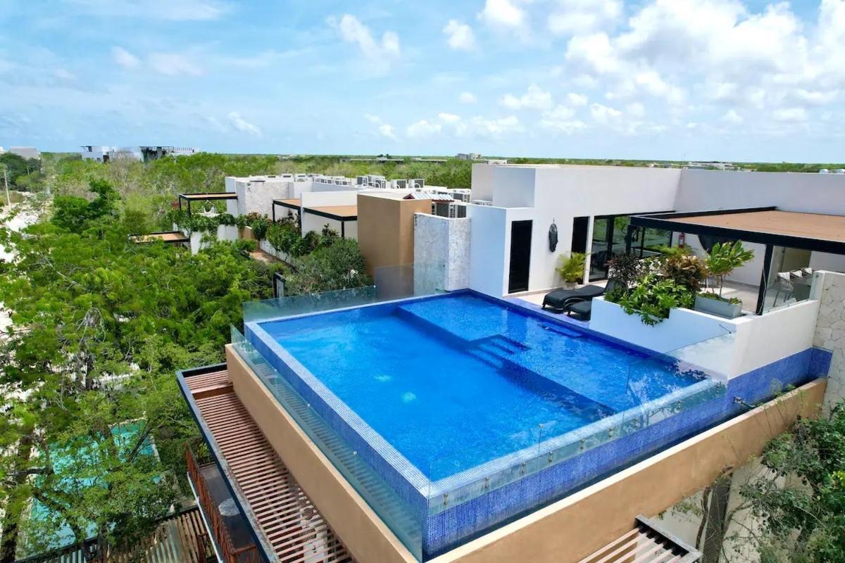 Suit Next To The Common Top Roof Exclusive Building Kingsize Bed 2 Super Pools, Gym, Grill Tulum Eksteriør bilde